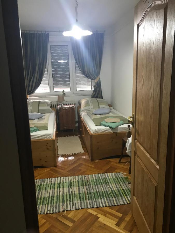 Hiv-Lak Apartman Eger Ngoại thất bức ảnh