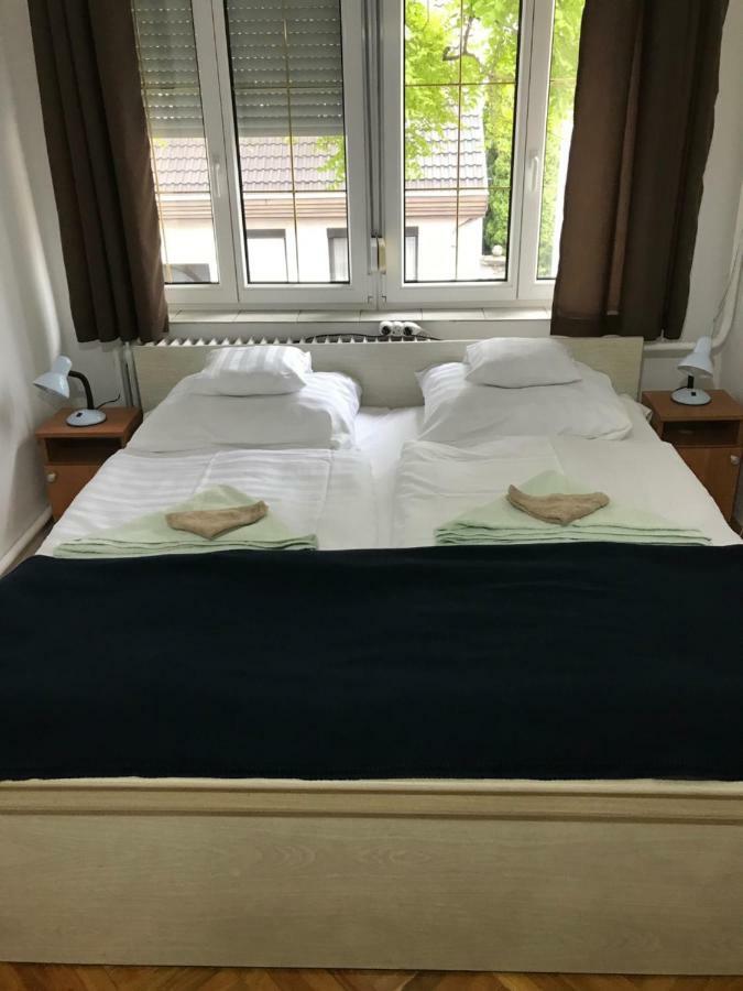 Hiv-Lak Apartman Eger Ngoại thất bức ảnh